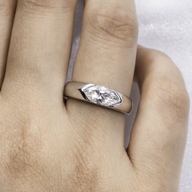 Horse Eye Fashion Personality Moissanite Ring