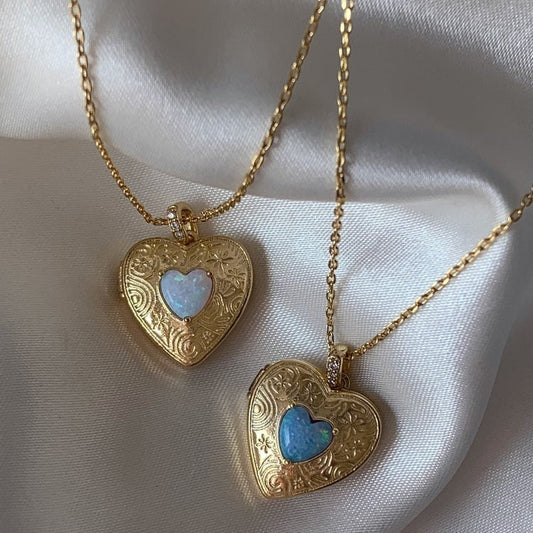 18K gold heart-shaped/book-shaped necklace with texture and openable design, trendy and unique