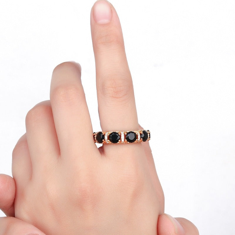 18K gold with diamond design, noble and dazzling ring