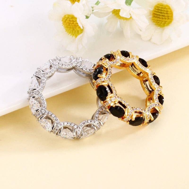 18K gold with diamond design, noble and dazzling ring