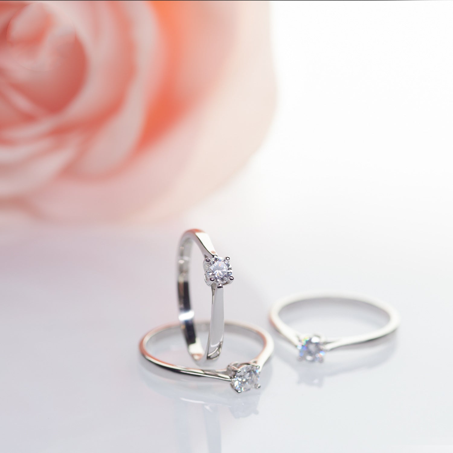Silver Simple Women's Ring Wedding Moissanite